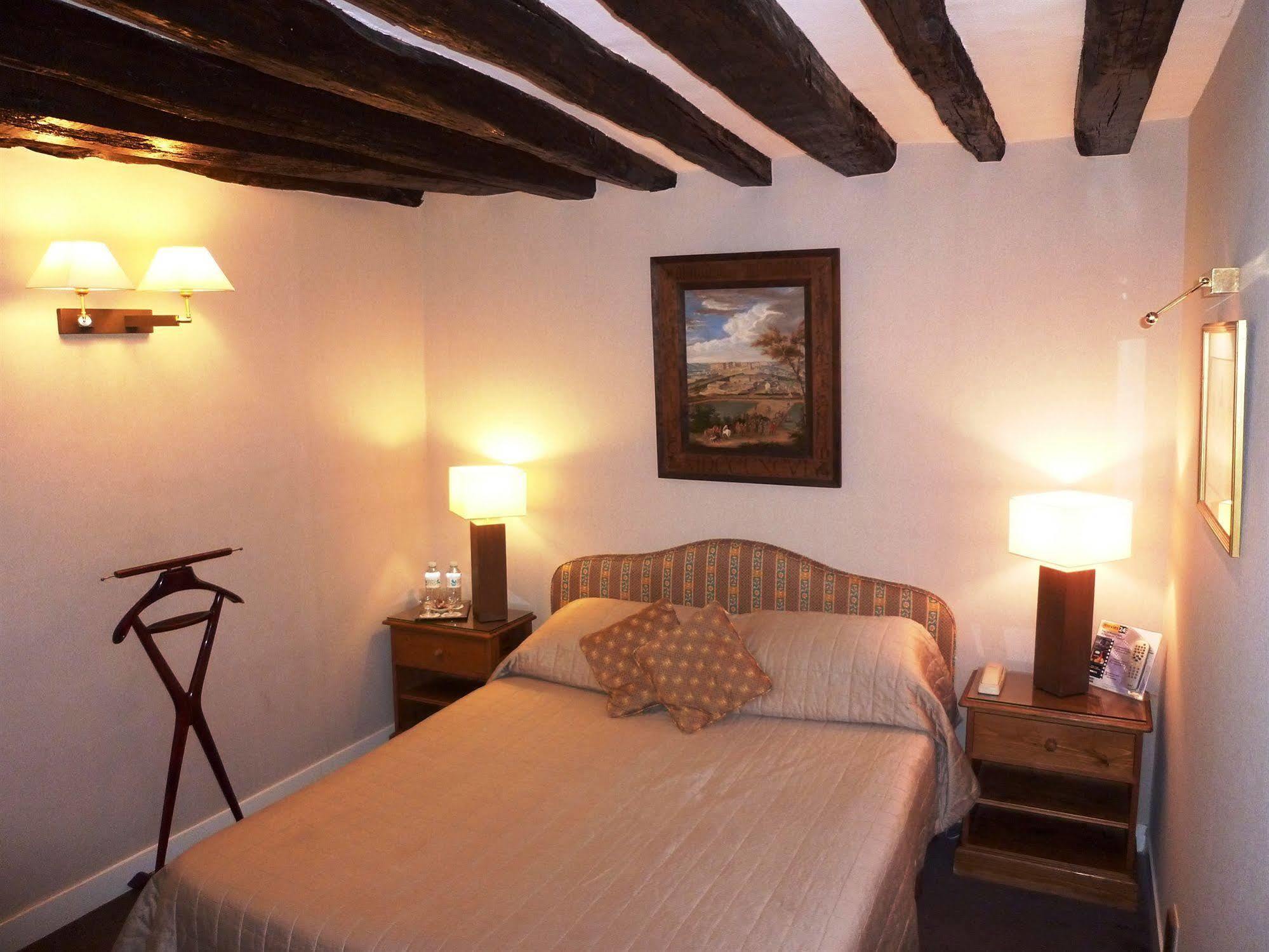 Hotel La Residence Du Berry Versay Dış mekan fotoğraf